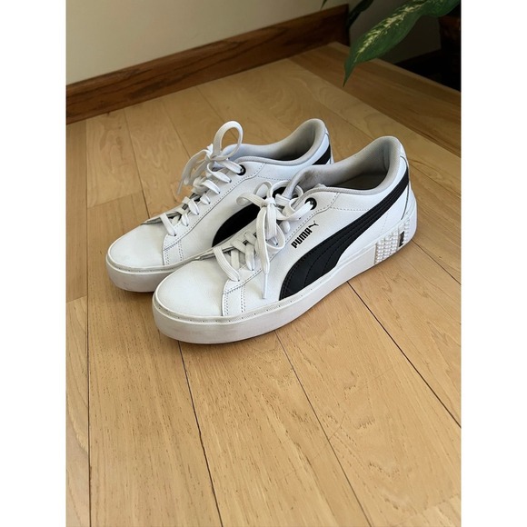 Puma White and Black Women's Sneakers size 9 - Picture 1 of 5